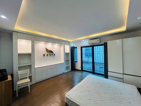 nhà đường Hoàng Mai